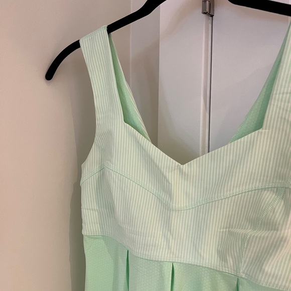 Lululemon tank top - Picture 3 of 6